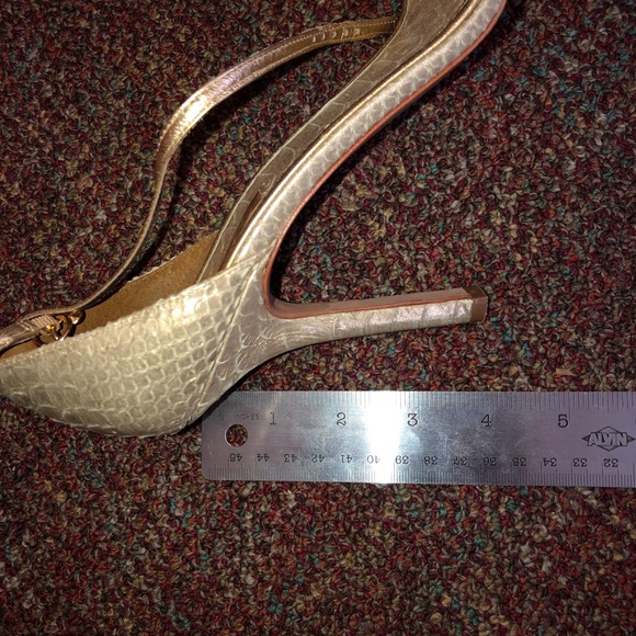 BCBGMAXAZRIA Gold Snakeskin Heels - Picture 2 of 4